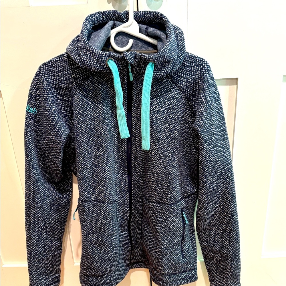 RAB Women’s Amy Hoody